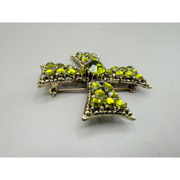 Vintage Weiss Maltese Cross Peridot Green Rhinestone Brooch - Picture 5 of 7